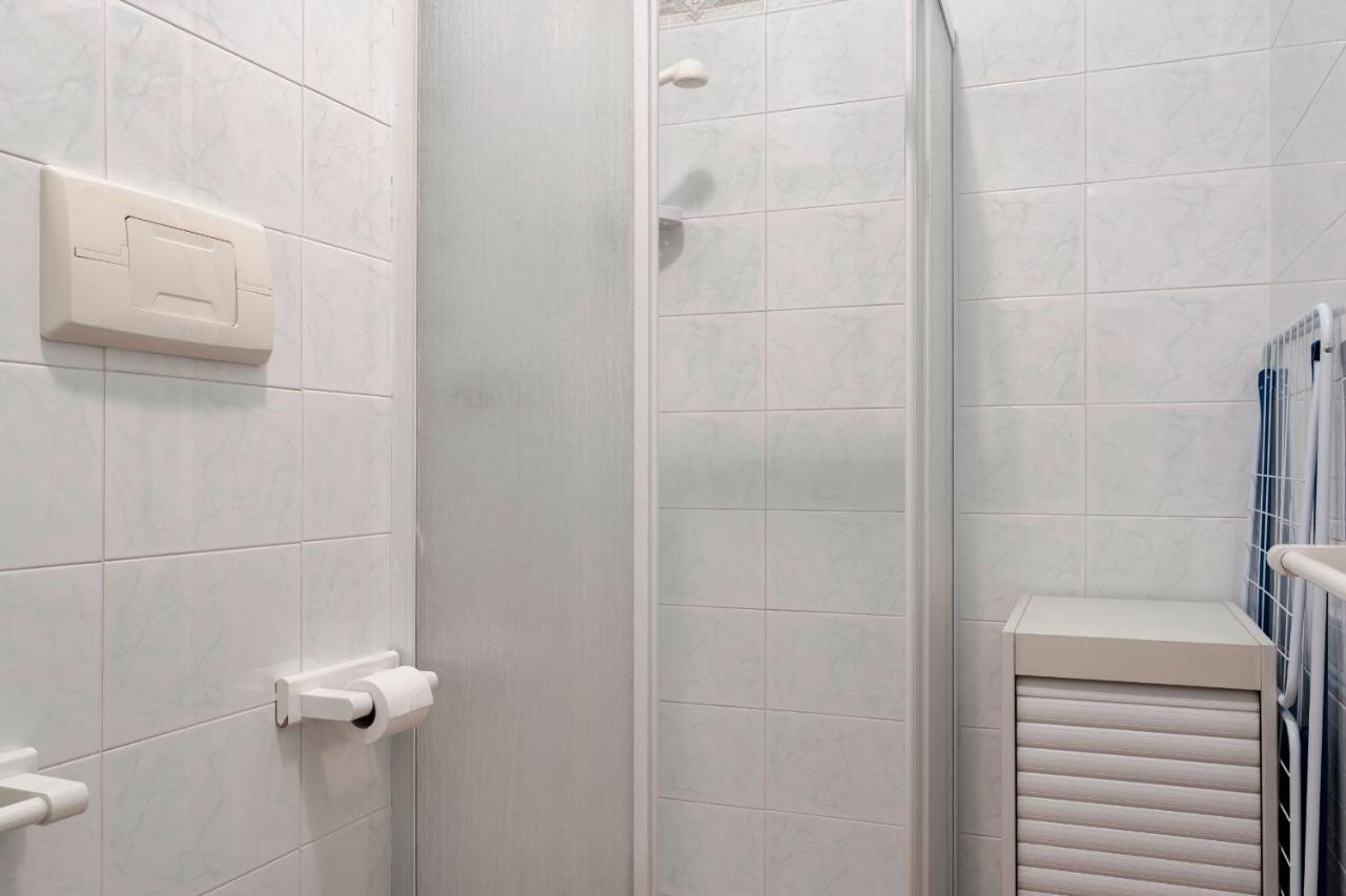 Azzurra Suite - Monolocale Con Piscina E Wifi سيرمِيوني المظهر الخارجي الصورة